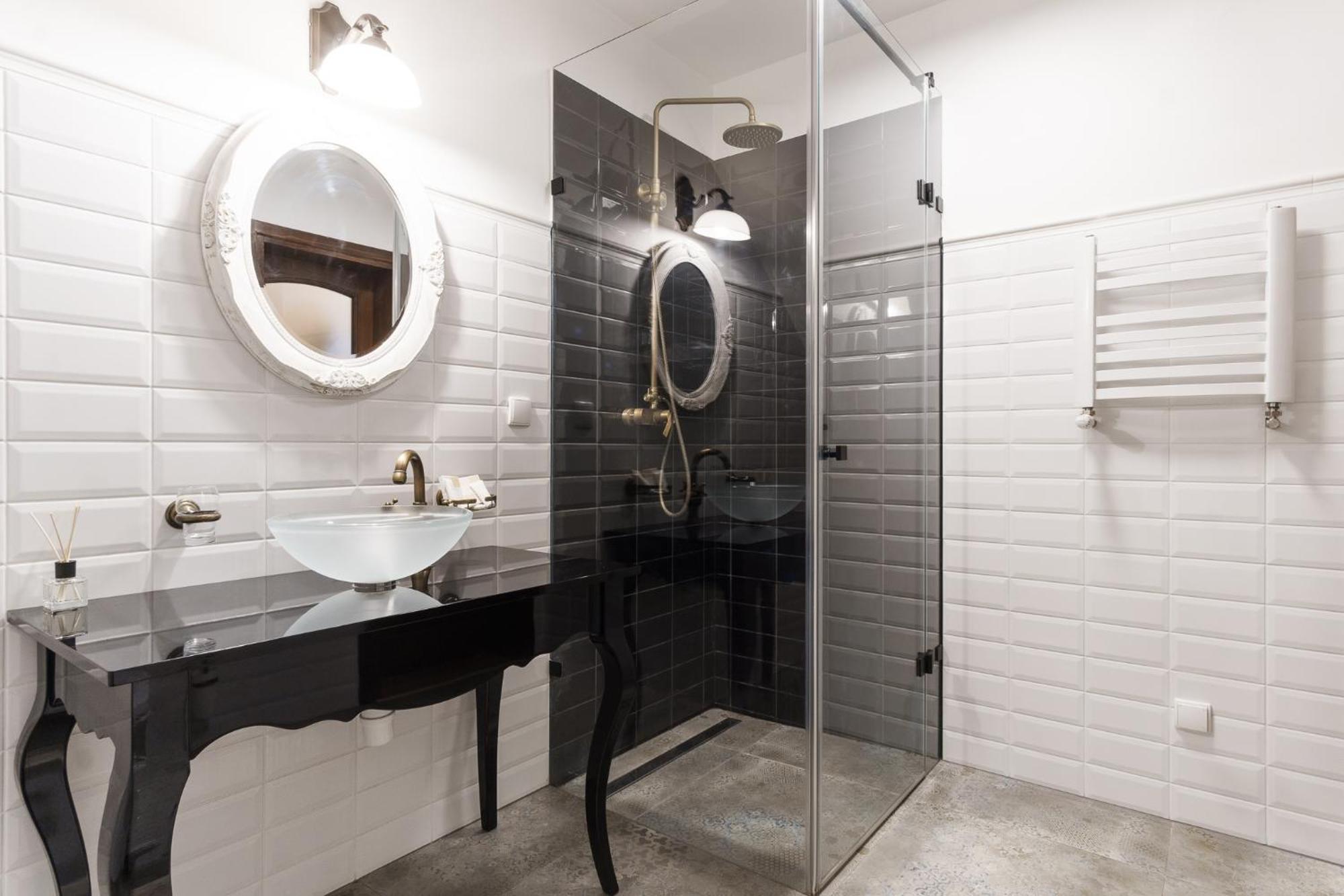 Apartamenty W Dworku Cheval Cracovia Exterior foto